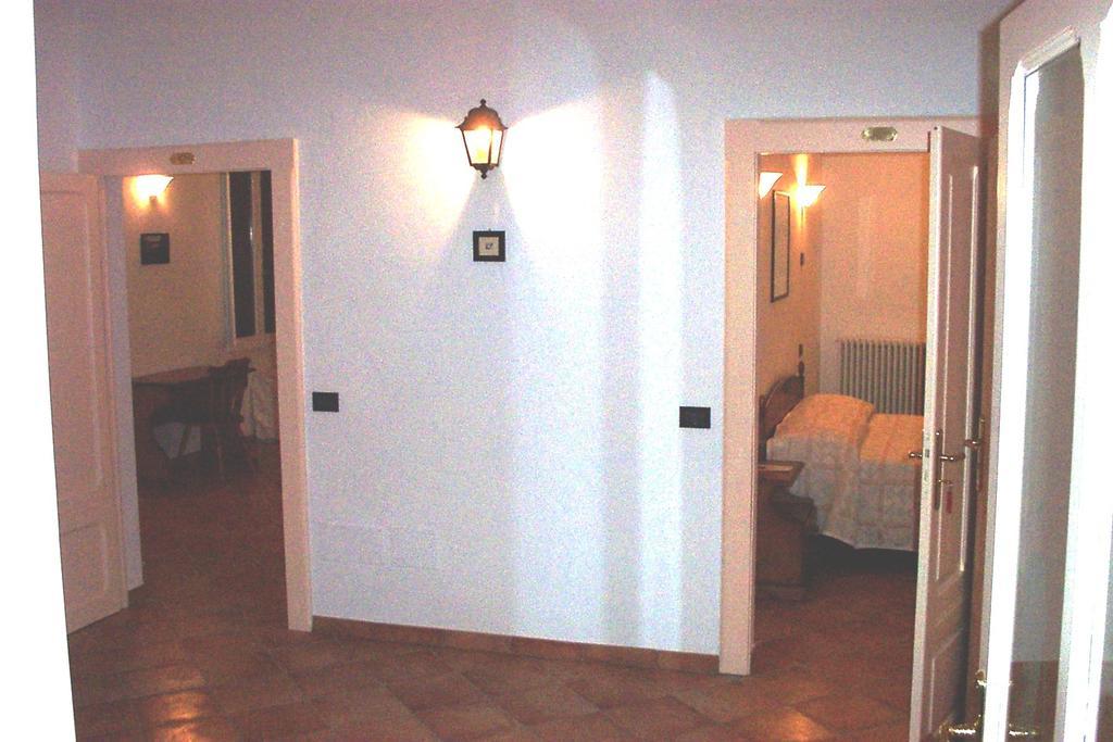 Charlie Chaplin Bed & Breakfast Tamara Bagian luar foto