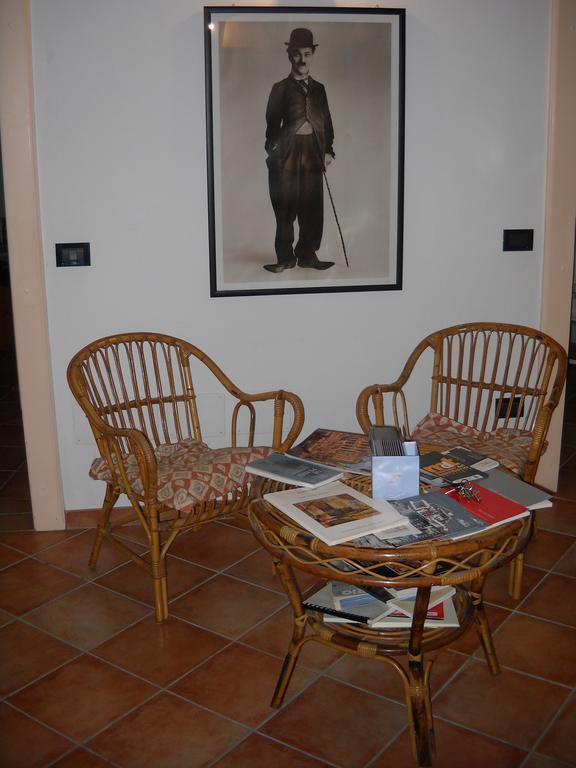 Charlie Chaplin Bed & Breakfast Tamara Bagian luar foto